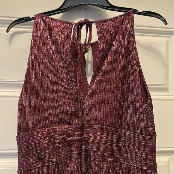 R & M Richards Burgundy gown - Picture 5 of 9